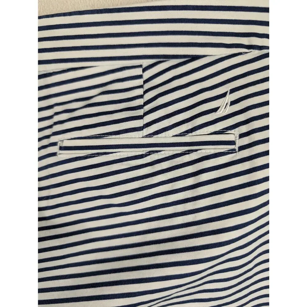 NAUTICA‎ Navy Blue White Stripe Cotton Stretch Nautical Women's Shorts size 14